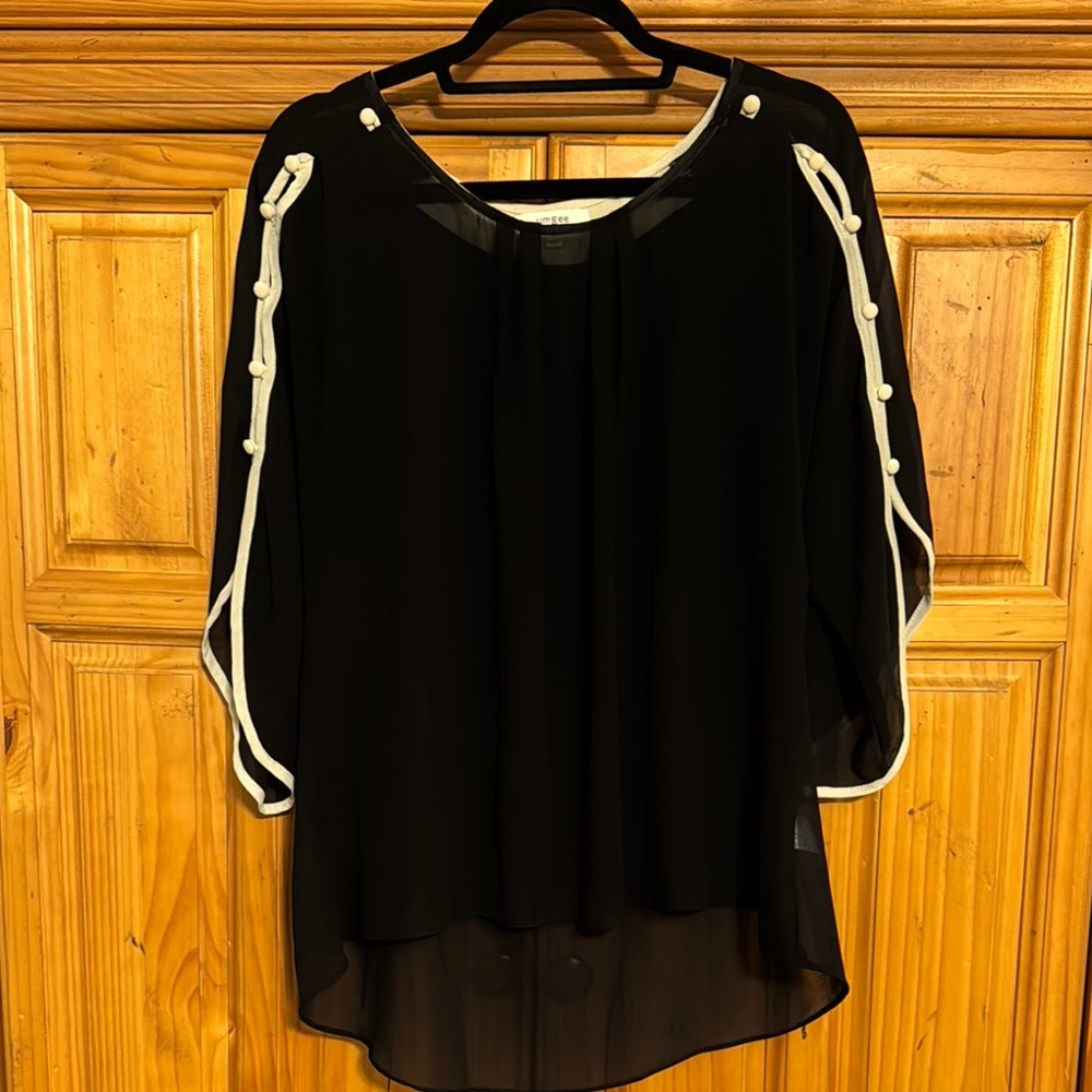 Sheer and Beautiful Black & Cream Hi Lo Top